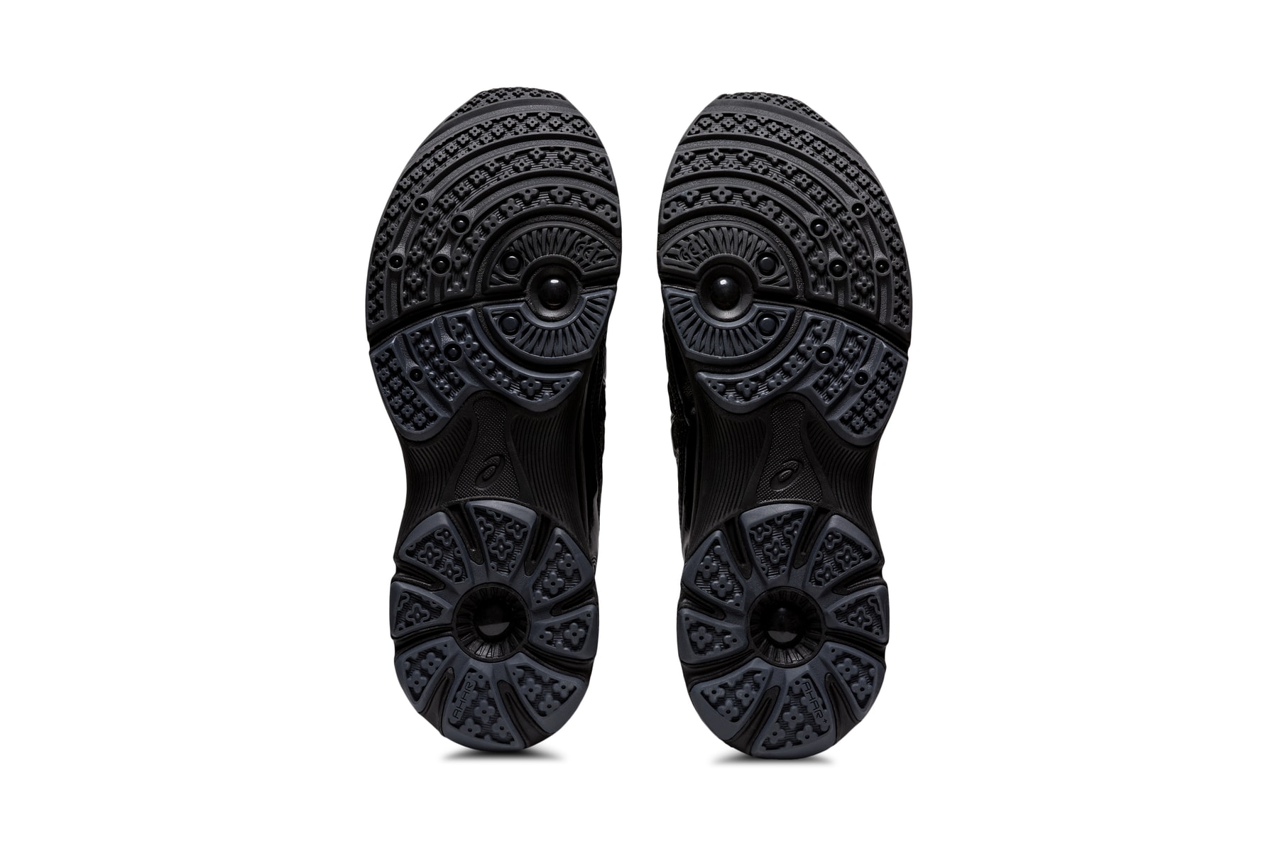 Photo ASICS x Kiko Kostadinov