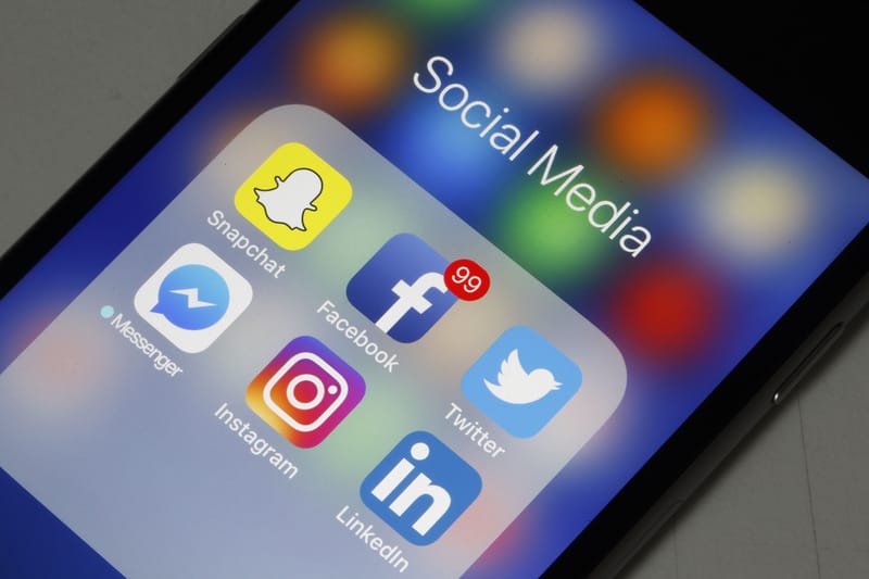 LinkedIn suit les traces d'Instagram et Snapchat et va proposer une fonctionnalité "Story"