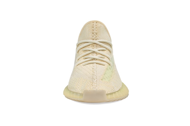 Photo YEEZY BOOST 350 V2 "Earth", "Flax" et "Tail Light"