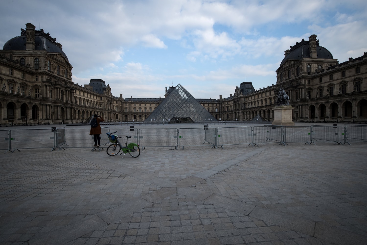 Paris entièrement vide en 10 photos