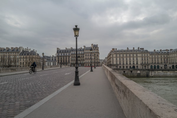 Paris entièrement vide en 10 photos