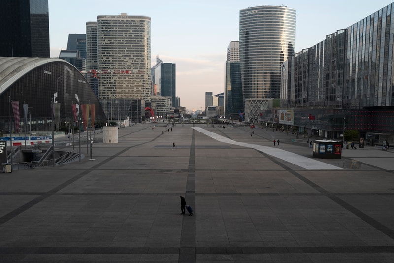 Paris entièrement vide en 10 photos