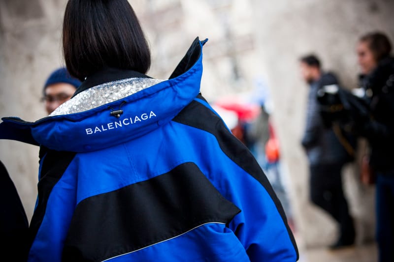 Saint Laurent et Balenciaga s'apprêtent également à produire des masques