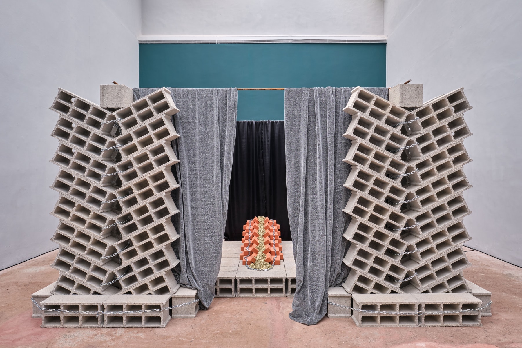 La villa Noailles accueille l'exposition "Houses for Superstars"