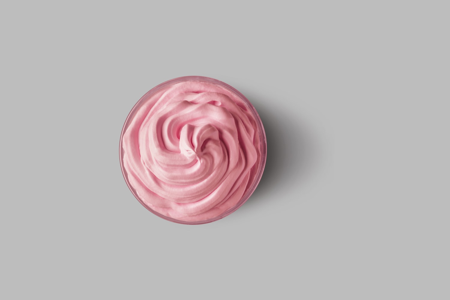 Starbucks lance en édition limitée son Frappuccino Flamingo pour la première fois en France