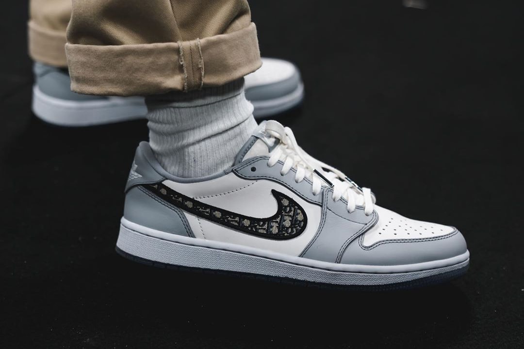 Air Jordan x Dior : Les meilleures images de la sneaker à quelques semaines de sa sortie