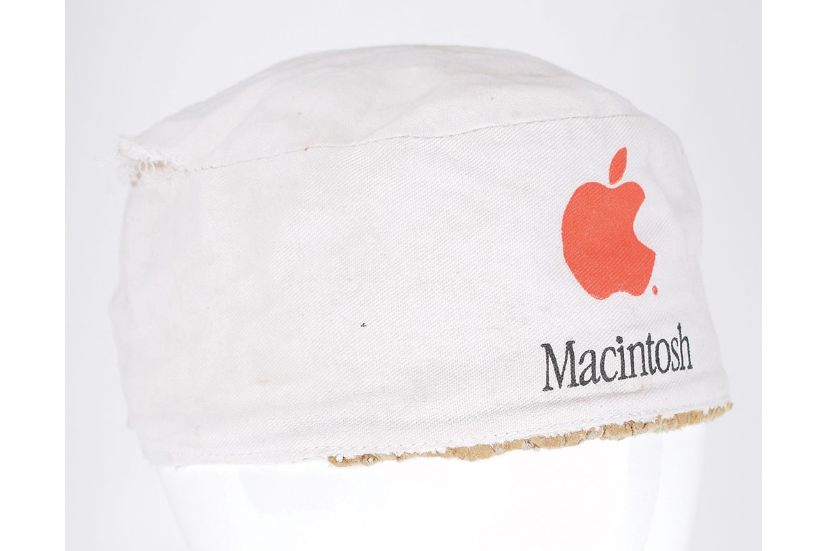 Apple-1