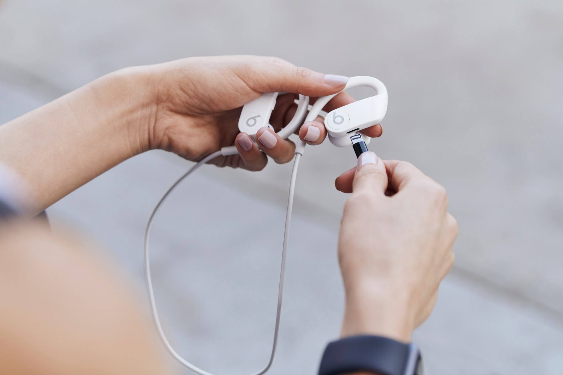 apple powerbeats 4