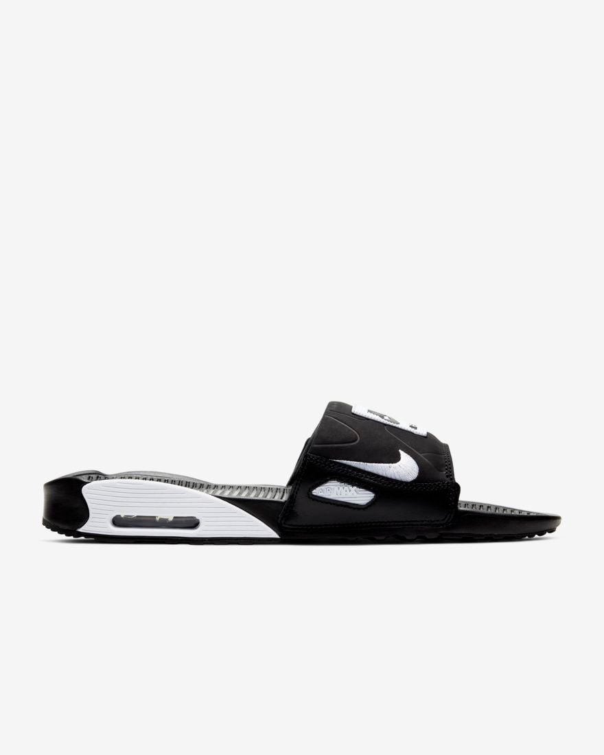 Nike : Les claquettes façon Air Max 90 disponibles