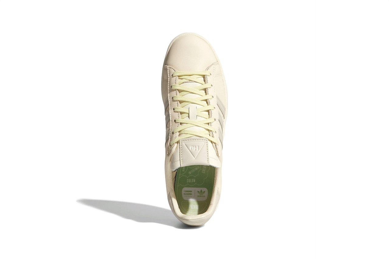 Pharrell Williams et adidas Originals ajoutent deux sneakers entièrement crème à leur pack collaboratif