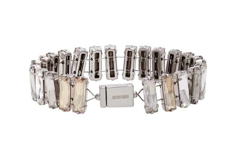 Jacquemus droppe une sélection de bijoux en collaboration avec Swarovski