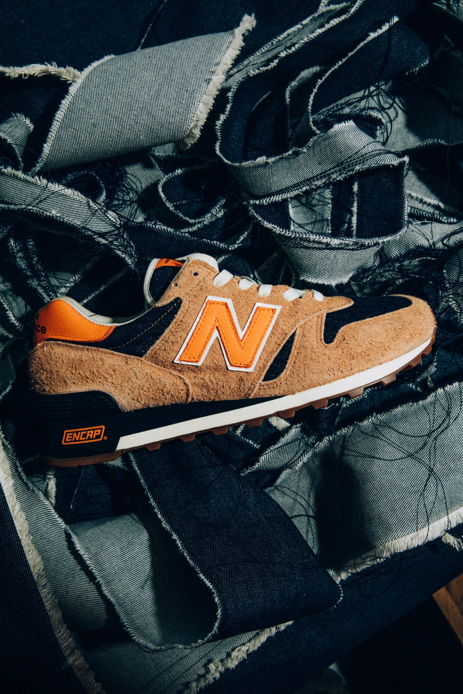 Photo New Balance x Levi's