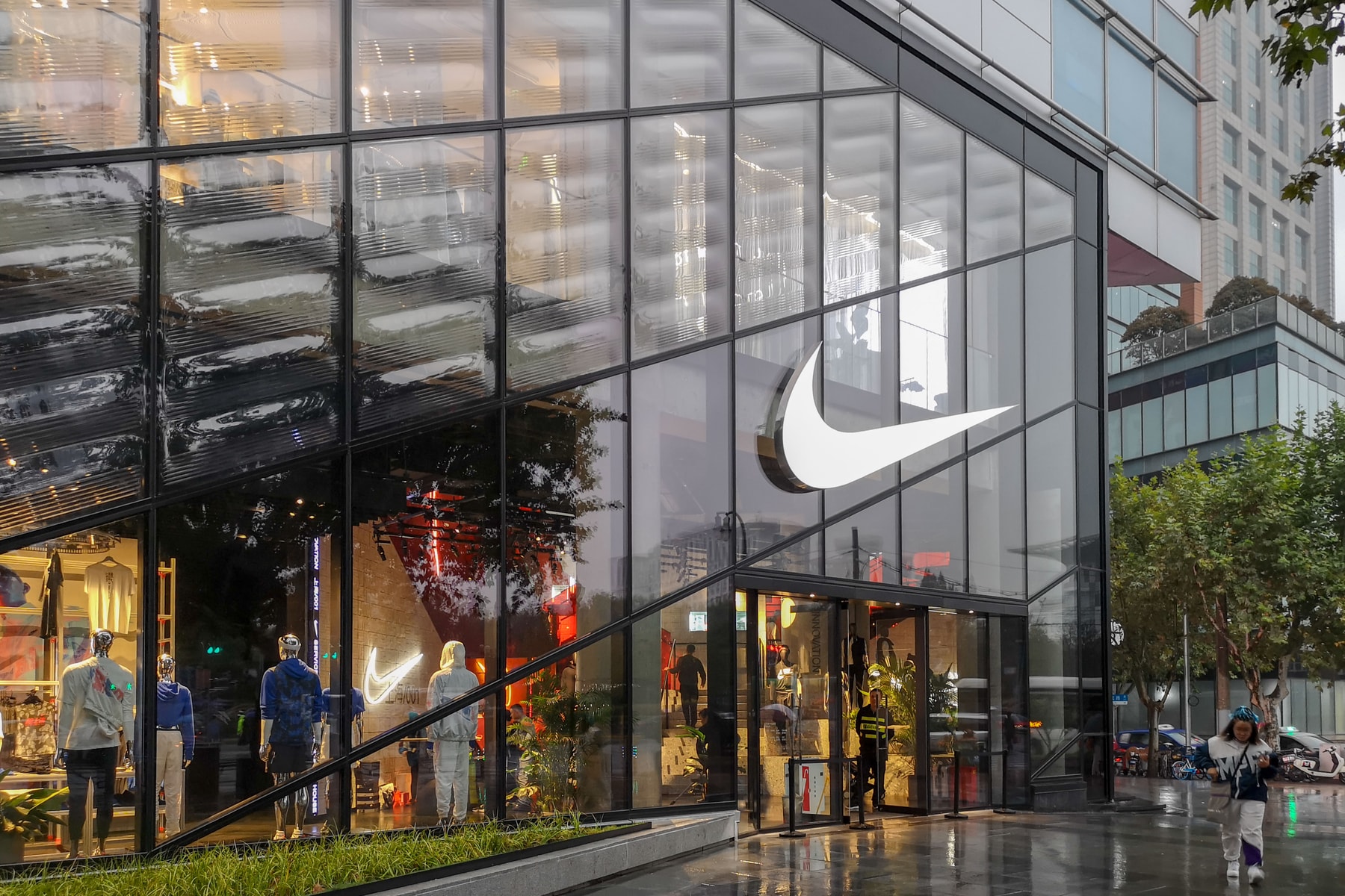 Nike