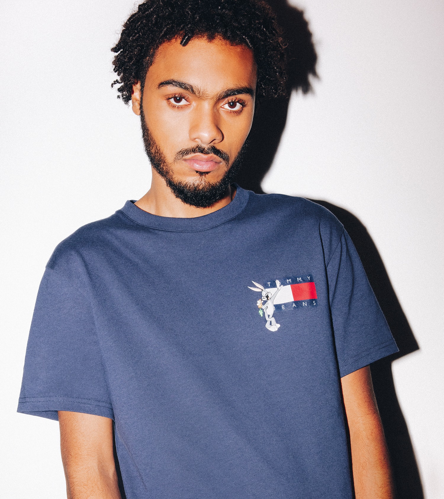 Tommy Jeans fait équipe avec Looney Tunes autour d'une collection capsule