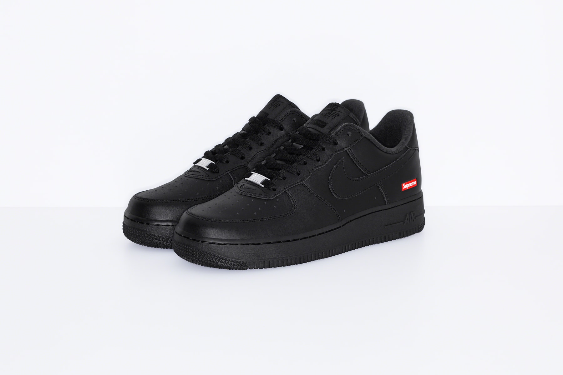 Photo Supreme x Nike Air Force 1