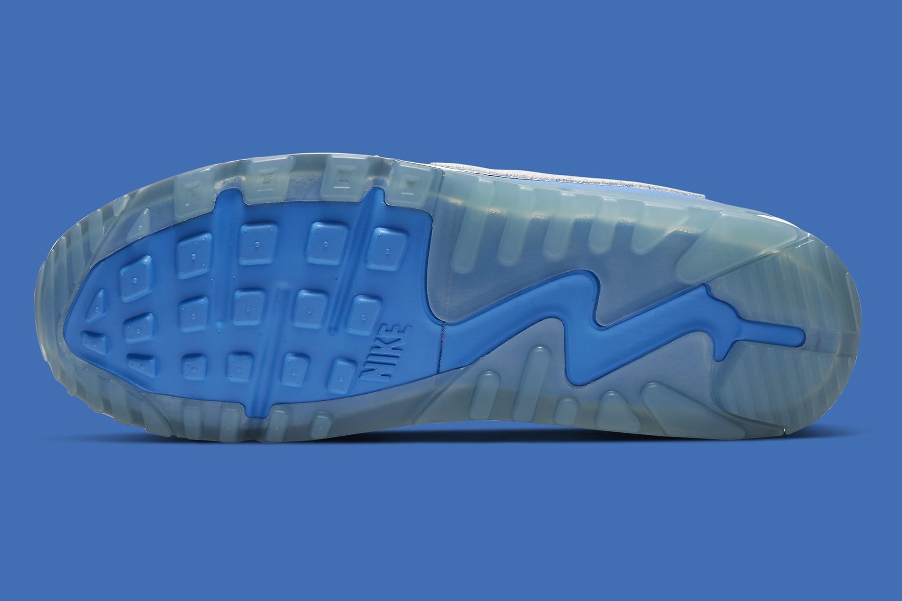 UNDEFEATED Nike Air Max 90