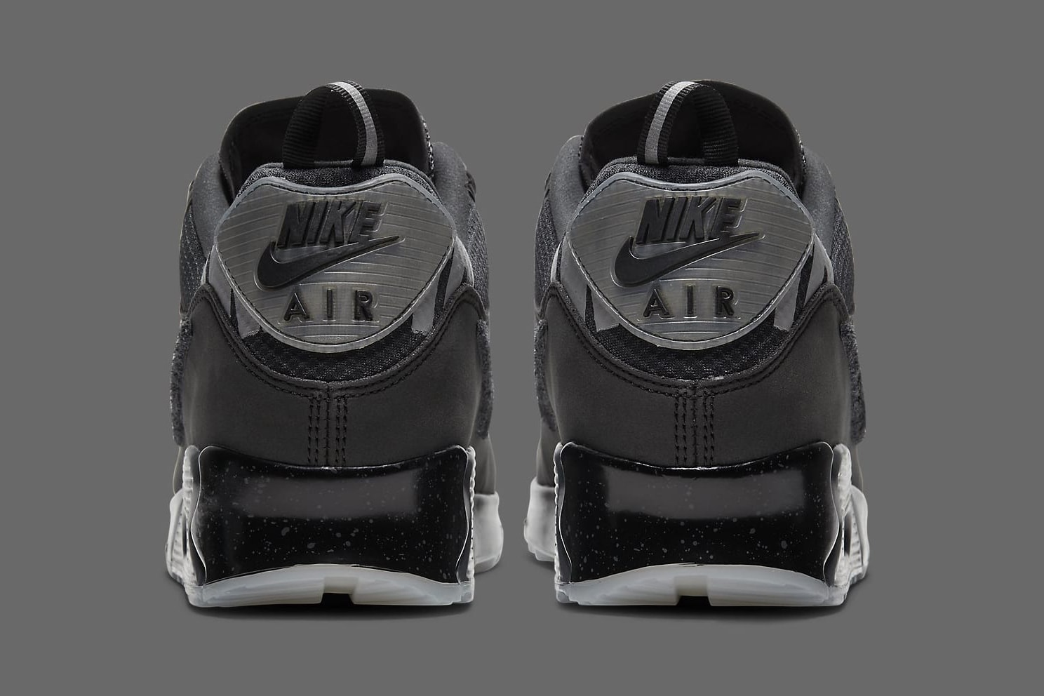 UNDEFEATED Nike Air Max 90