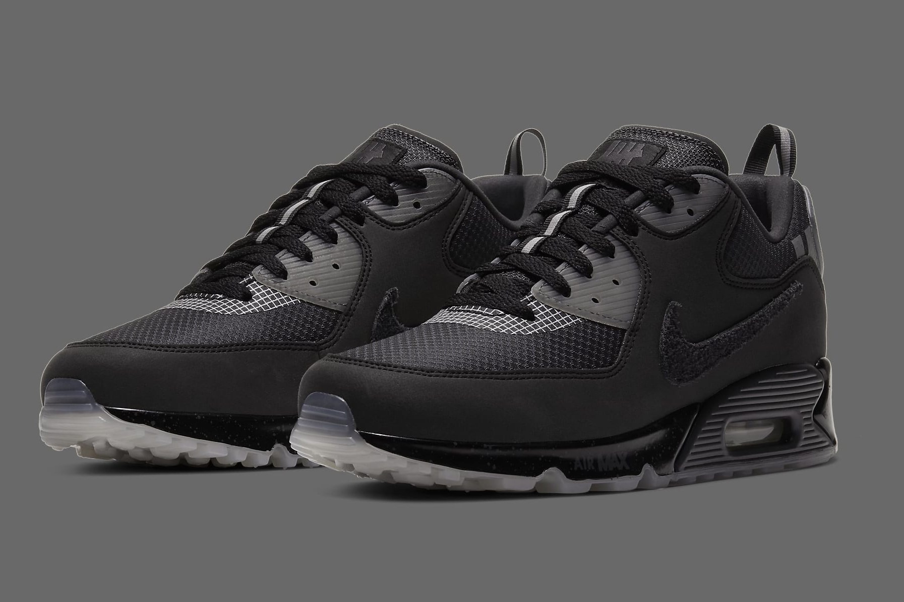 UNDEFEATED Nike Air Max 90