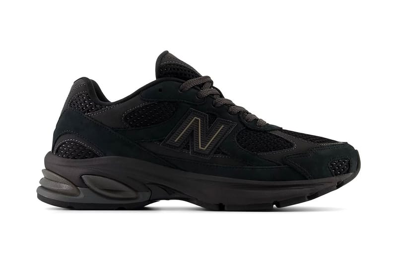 La New Balance 2010 arrive en « Black Cement »