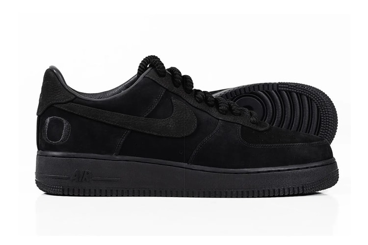 Les Oregon Ducks dévoilent une Nike Air Force 1 « Stealth Premium » PE ultra-exclusive