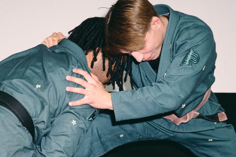 Shanana Mil et Albino & Preto s’unissent pour une capsule arts martiaux ultra‑artisanale