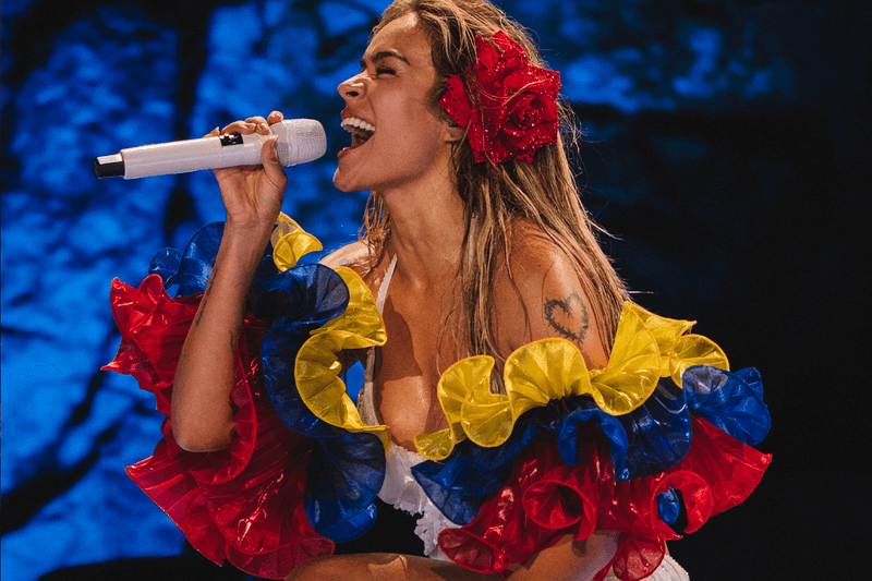 Karol G fait vibrer le week-end 1 de Coachella avec un show historique en tête d’affiche