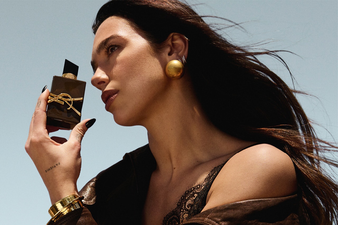 Dua Lipa dévoile le nouveau parfum « Libre Santal Couture » d’YSL Beauty
