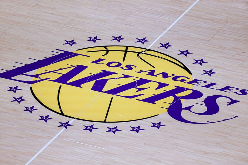 Josh Kushner et Bob Iger vont racheter les Los Angeles Lakers pour 12,5 milliards de dollars