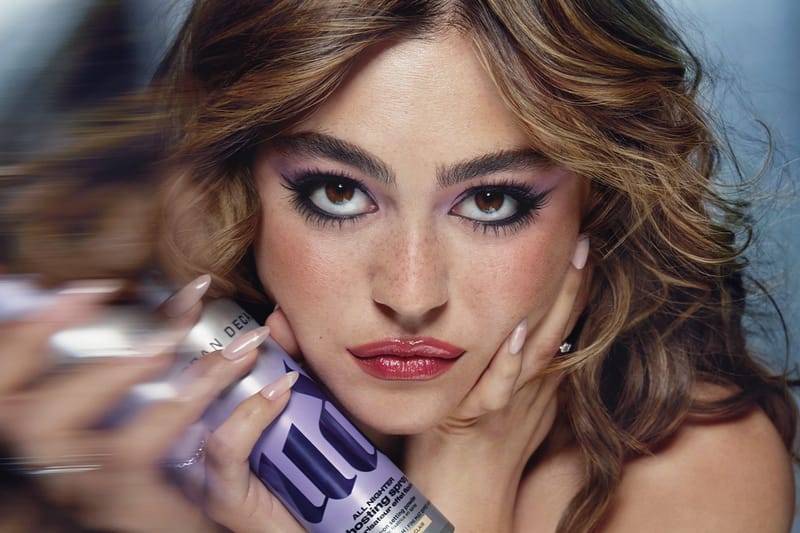 Mika Abdalla, star de « Off Campus », signe sa toute première campagne beauté avec Urban Decay