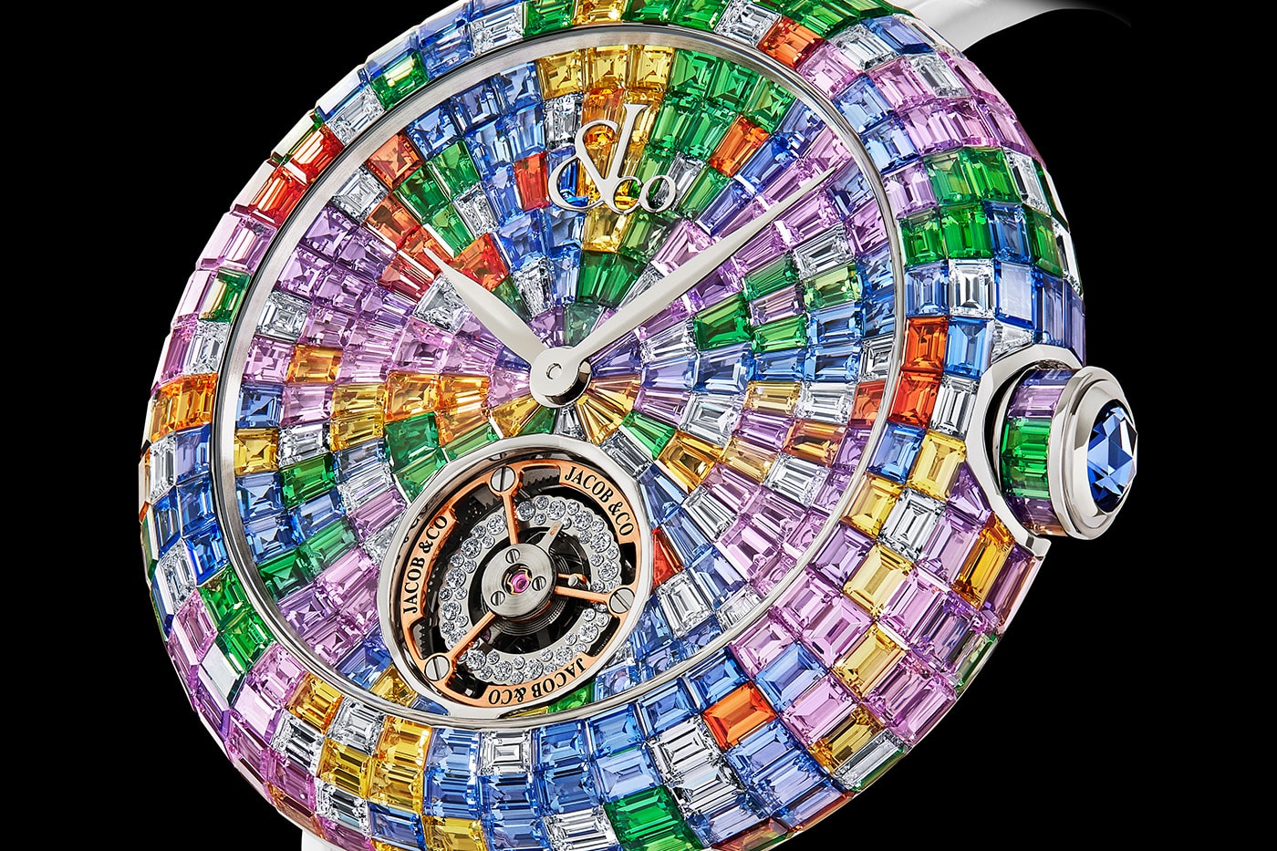 Jacob & Co. sertit 54 diamants directement sur le balancier d’un tourbillon volant