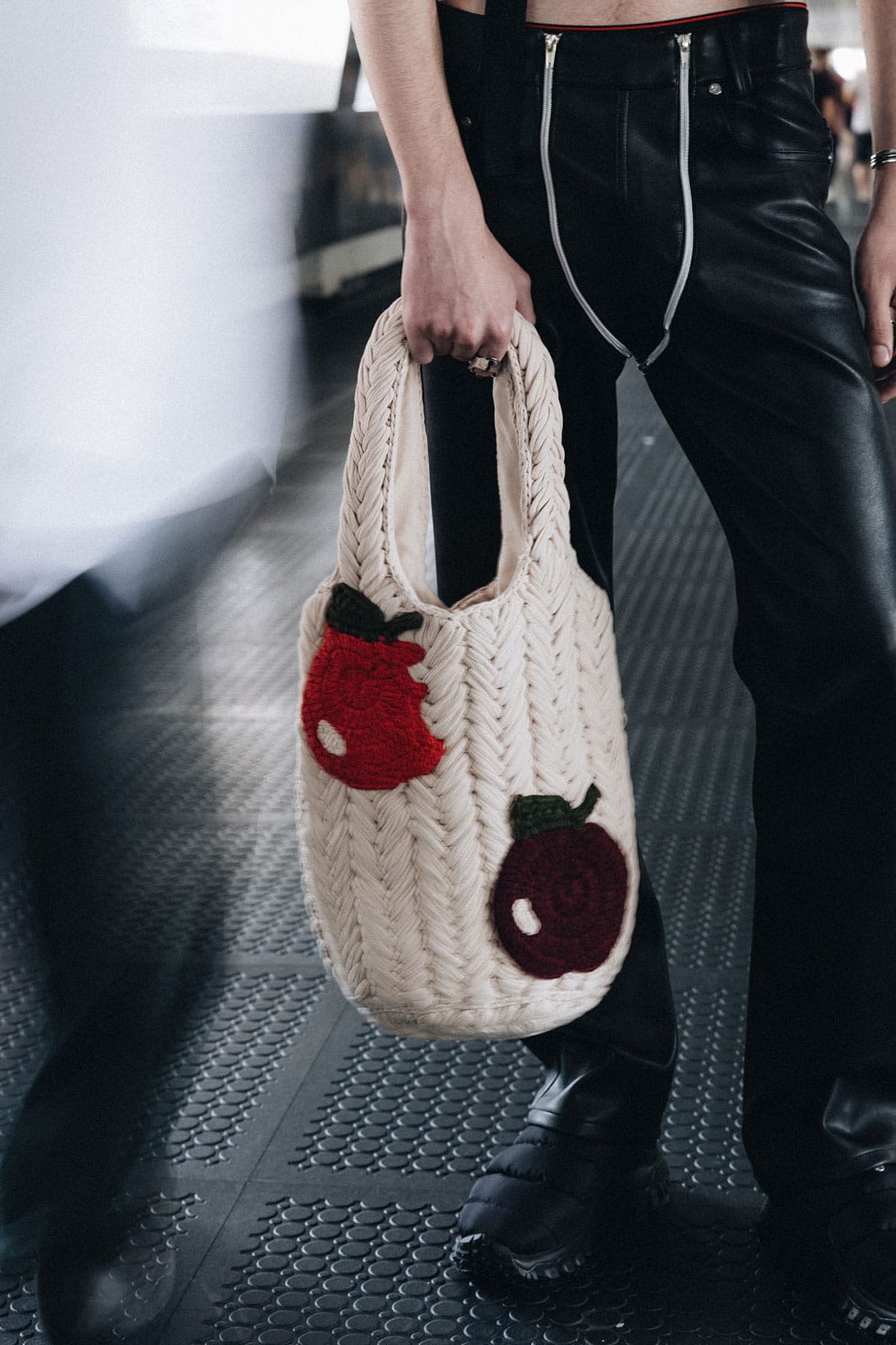 5 Need-To-Know Handbag Trends This Season | Style Hub