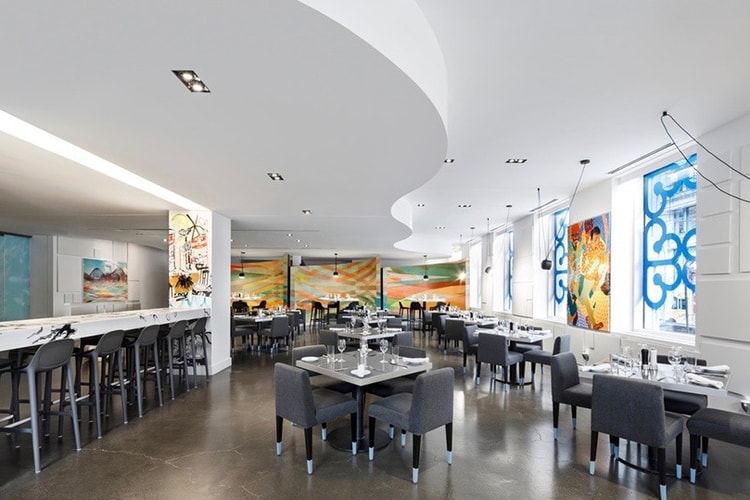 街頭壁畫「入侵」加拿大蒙特利爾 W Hotel 餐廳