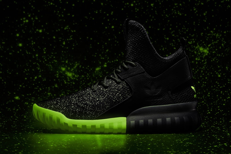 ADIDAS GLOW IN THE DARK PRIMEKNIT 