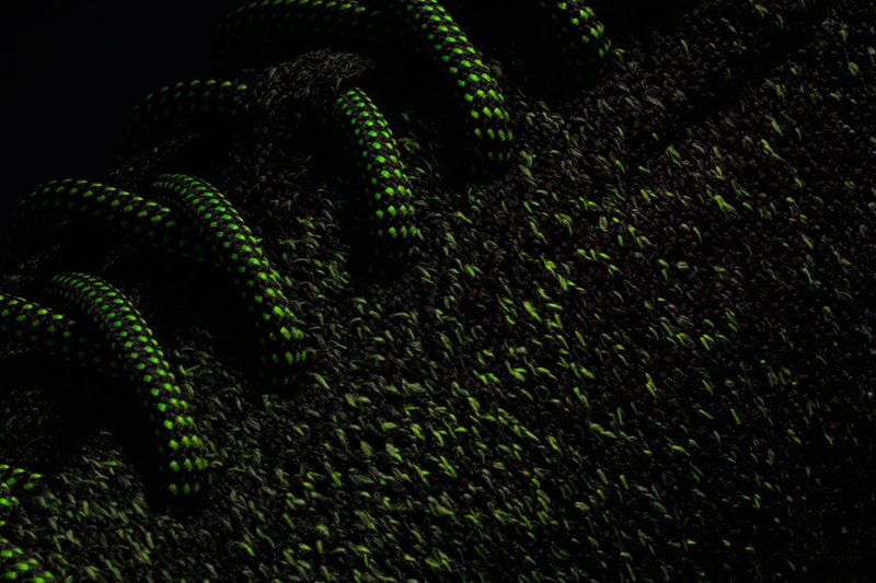ADIDAS GLOW IN THE DARK PRIMEKNIT 