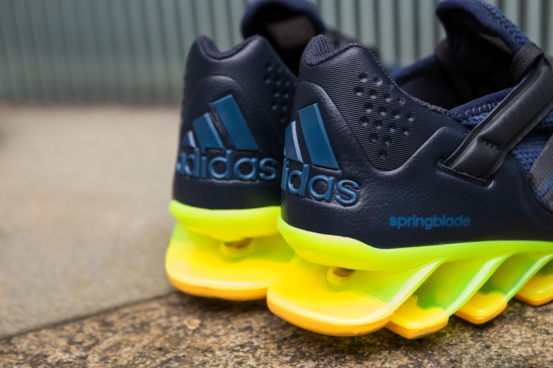 adidas  2016 春夏 Running Springblade 系列登場