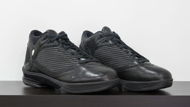 Michael Jordan 向 Kobe Bryant 贈送全套 Air Jordan 球鞋系列