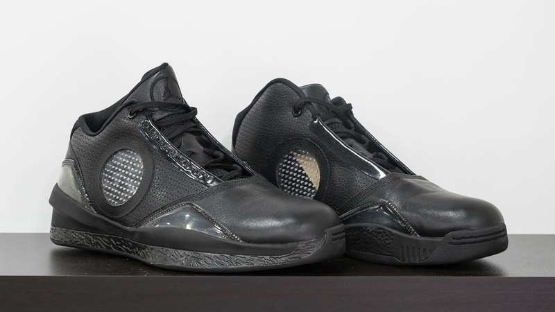 Michael Jordan 向 Kobe Bryant 贈送全套 Air Jordan 球鞋系列