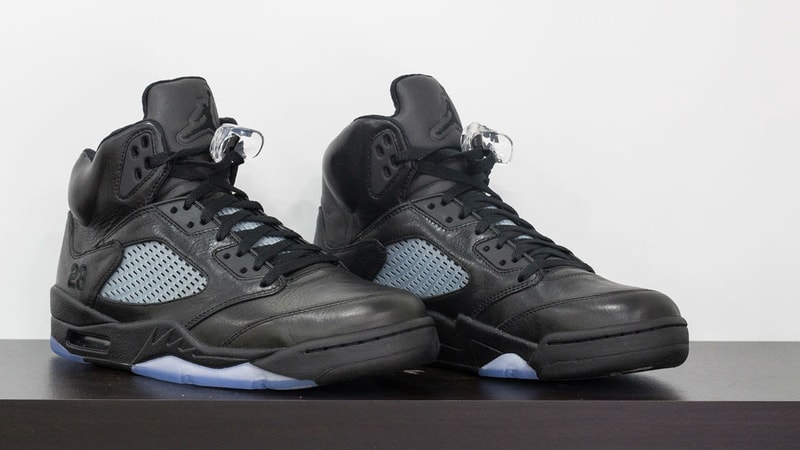 Michael Jordan 向 Kobe Bryant 贈送全套 Air Jordan 球鞋系列