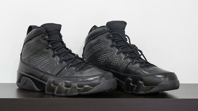 Michael Jordan 向 Kobe Bryant 贈送全套 Air Jordan 球鞋系列