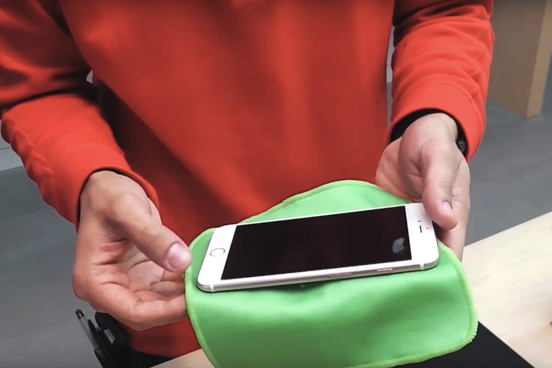 Apple Store 專用屏幕保護貼系統，香港到著！