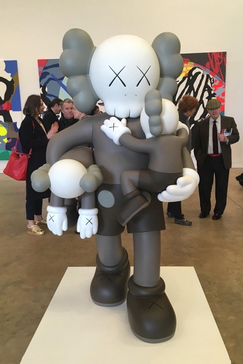 走進 KAWS 英國 Yorkshire Sculpture Park 戶外大型個展