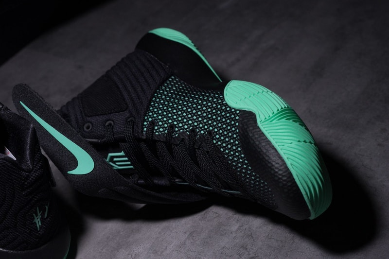 Nike Kyrie 2「Green Glow」配色
