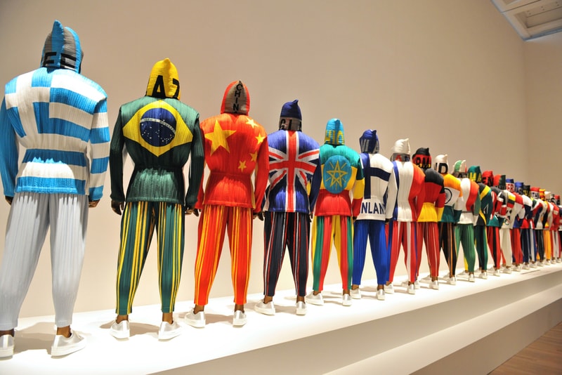 走進三宅一生作品回顧展