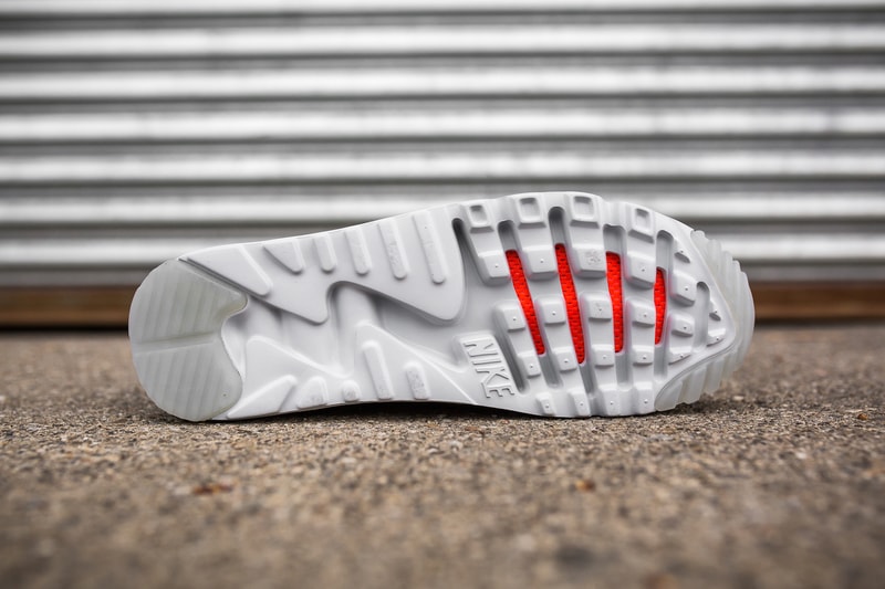 Nike Air Max 90 Ultra BR 全新配色設計「Pure Platinum」