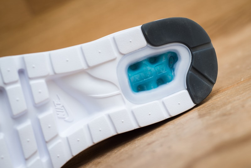近賞 Nike Air Max Zero 全新配色設計「Vivid Sulfur」