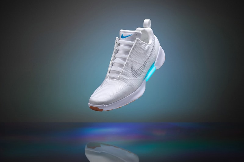 Nike 推出 HyperAdapt 1.0 新球鞋－Auto-Lacing 技術橫空登場 ！