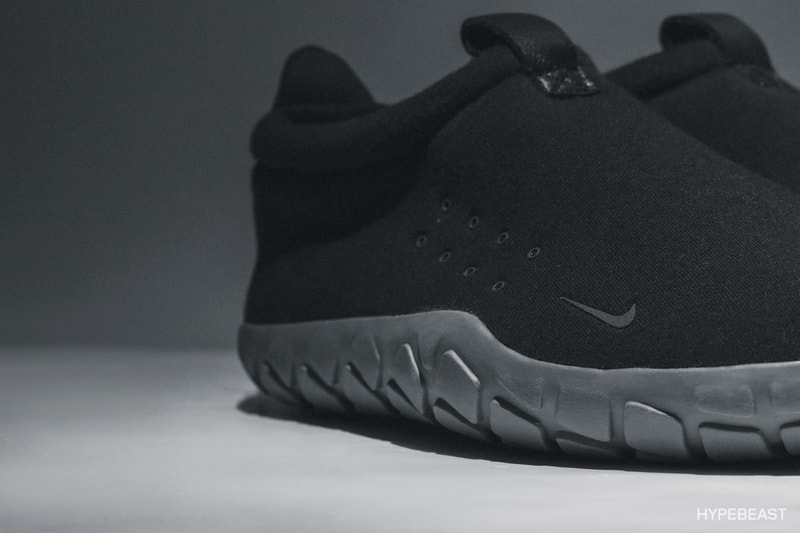 近賞 NikeLab Air Moc Tech Fleece 鞋款設計