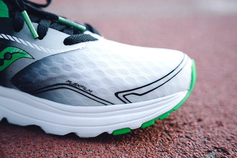 SAUCONY tokyo marathon 2016
