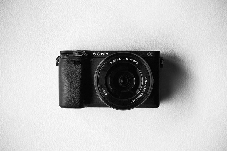 Sony α6300 全新數碼相機 0.05 秒快速追焦