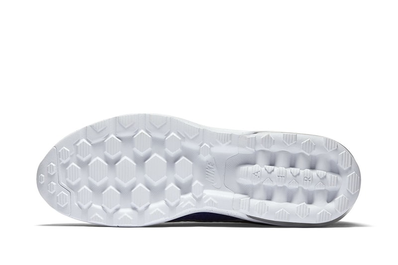 Nike 發佈全新鞋款 Air Max Mercurial R9 FC